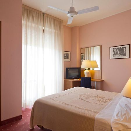 Hotel Gloria Salsomaggiore Terme Room photo