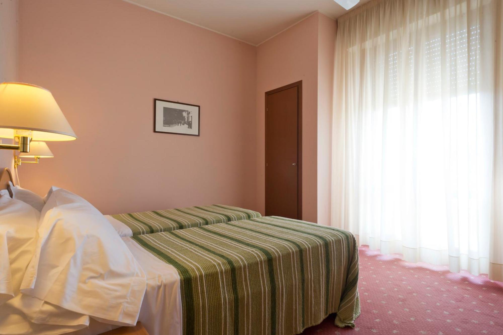 Hotel Gloria Salsomaggiore Terme Room photo