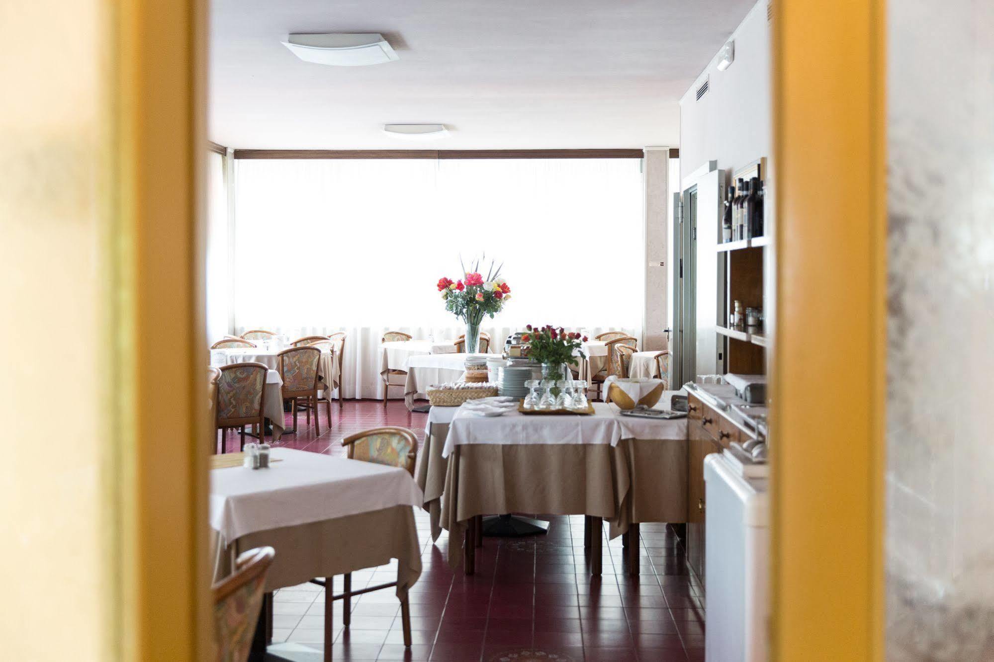 Hotel Gloria Salsomaggiore Terme Exterior photo